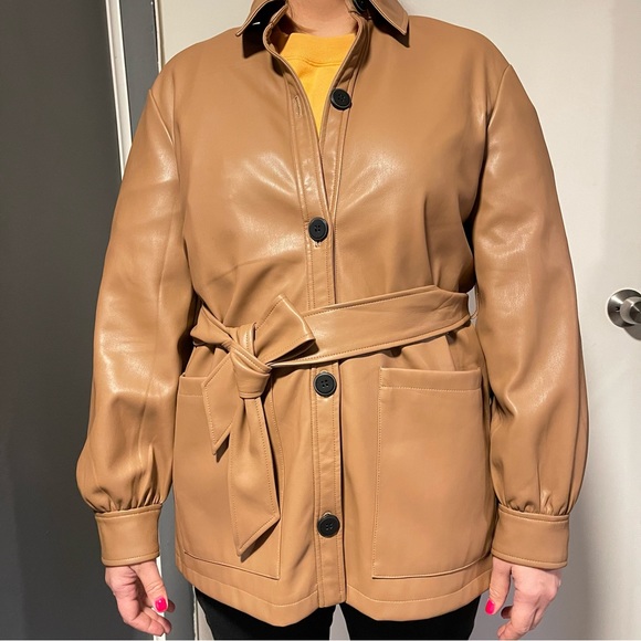 NWOT Truth By Republic Women’s Long Sleeve Faux Leather Jacket With Belt Size S - Picture 10 of 12